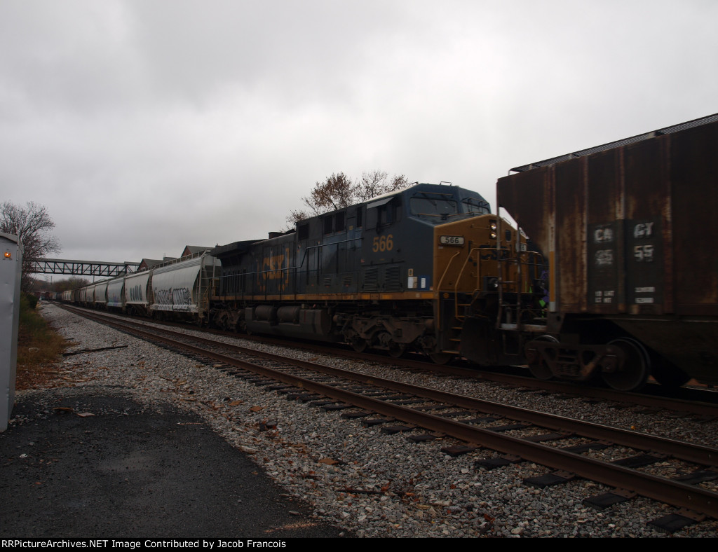 CSX 566